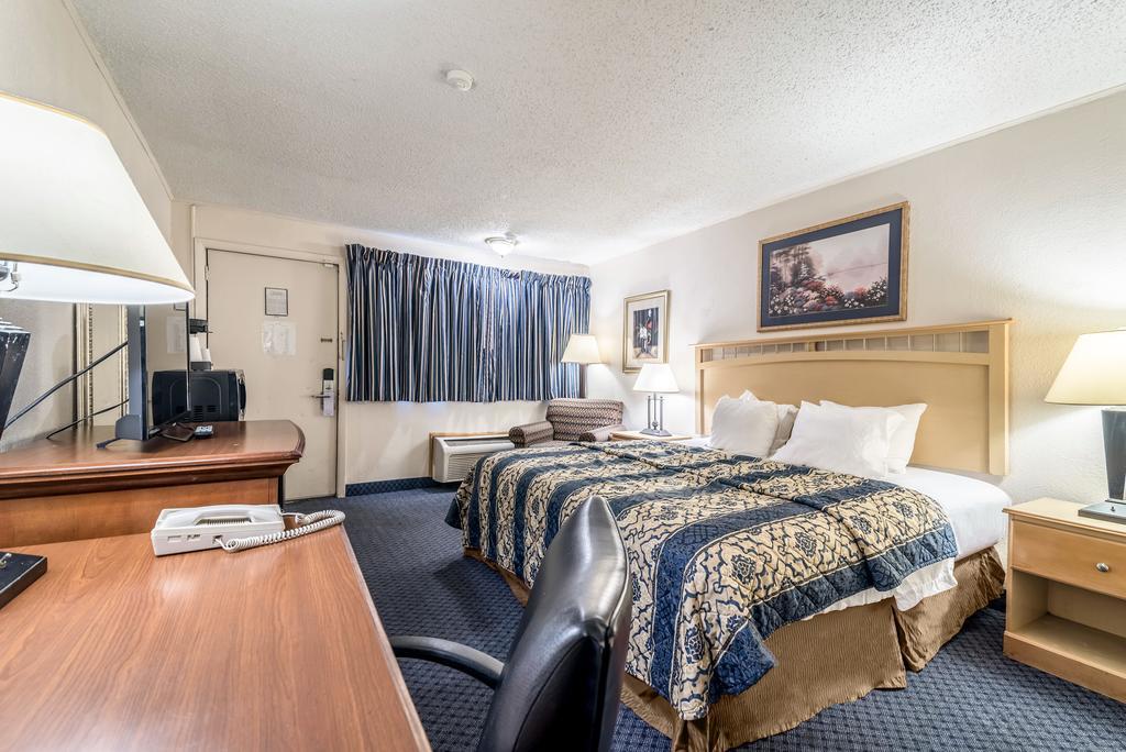 Red Carpet Inn & Suites Albany Airport Eksteriør billede