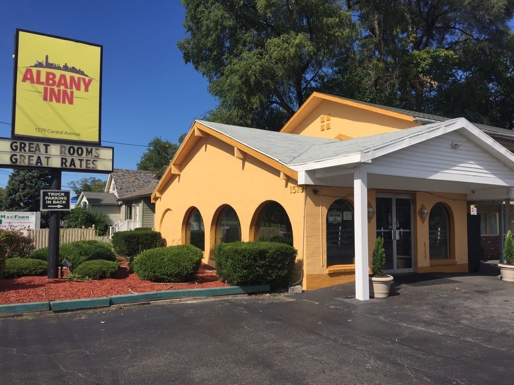 Red Carpet Inn & Suites Albany Airport Eksteriør billede